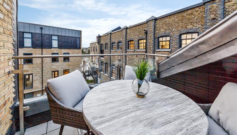 Rainville Road, London